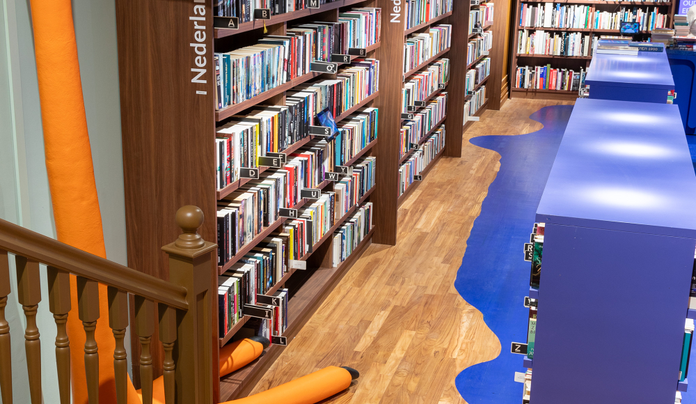 Boekhandel Paagman verhuist van Lange Poten naar Lange Poten | DenHaag.com